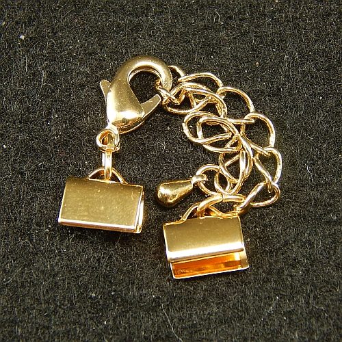 Klemme mit Verlaengerungskette und Karabiner 8mm gold
