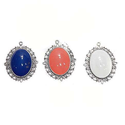 Anhänger Oval mit Stein in verschiedenen Farben, zum klöppeln, in der Klöppelwerkstatt, Schmuck, Kette, klöppeln, Torchon