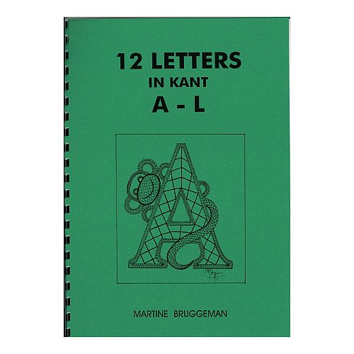 Letters in Kant ~ Martine Bruggeman - Klöppelwerkstatt, Geklöppelte Buchstaben mit tierischen Verzierungen. 2 Mappen: , hier Mappe A - L, klöppeln