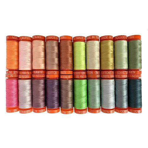 20 kleine Spulen Neons und Neutrals by Tula Pink - Klöppelwerkstatt, Das Set enthält zwanzig 4,3g Spulen Aurifil, in der Stärke 50wt, Limitierte Edition, klöppeln, quilten, Patchwork, Nähen, Nadelspitze