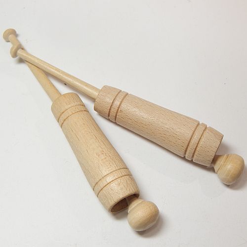 Hülsenklöppel mit 4 Rillen - Second Hand, in der Klöppelwerkstatt, 13 cm Länge, klöppeln