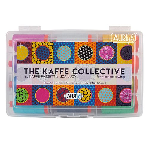 The Kaffe Collective by Kaffe Fassett & Liza Lucy - Klöppelwerkstatt, Das Set enthält zwölf 30g Spulen Aurifil, in der Stärke 50wt, Quilten, Patchwork, Nähen, klöppeln
