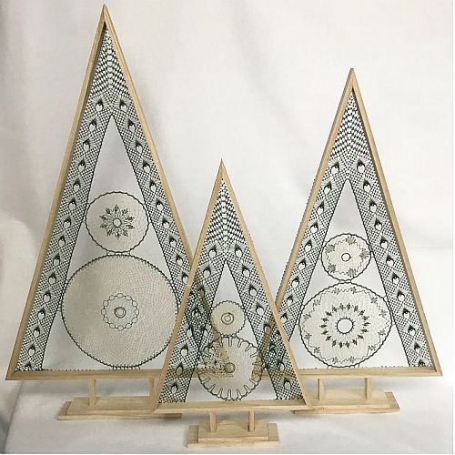 Klöppelbrief Tannenbaum 2508 für die Holzrahmen ~ Marie Luise Prinzhorn, klöppeln, 3 Klöppelbriefe in unterschiedlichen Größen. Tordchon, Weihnachten
