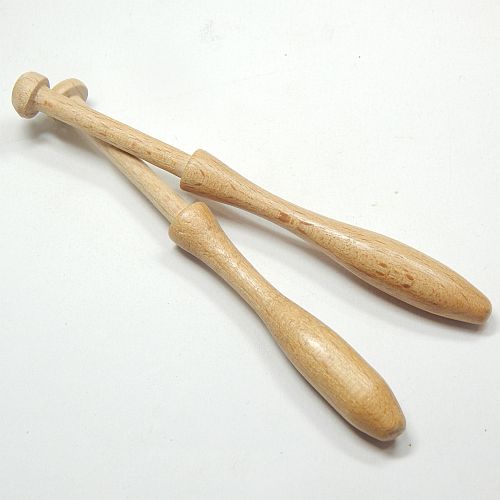 Flachkissenklöppel dänische Form 12 cm - Second Hand - Köppelwerkstatt, im Kundenauftrag zu verkaufen! sehr schöne Klöppel 12 cm, klöppeln