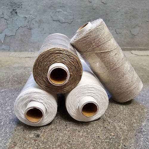 Bockens Leinengarne - Klöppelwerkstatt, 100 % Leinengarn, 25 g Spule, in 4 Farben und verschiedenen Stärken: 4/4 gebleicht, 1/2 gebleicht, natur 470, obl und elfenbein, zum zum Klöppeln, Weben, Sticken, Buchbinden, historische Restaurationen und für den Modellbau geeignet