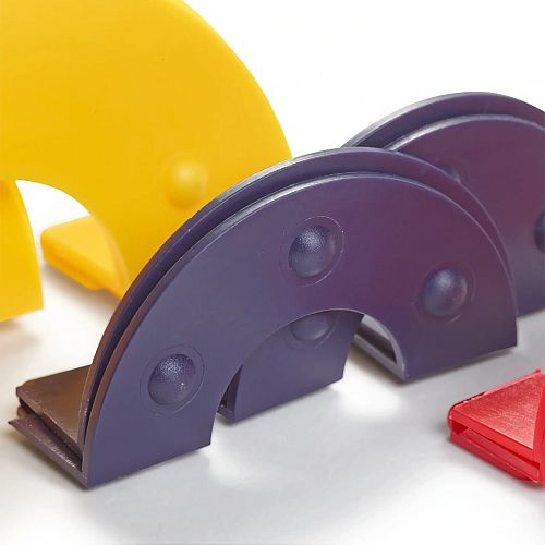 Prym-Pompon Set - Klöppelwerkstatt, Pompons ganz einfach selber machen 4 Größen farbig sortiert: 3,3 cm, 4,5 cm, 5,5 cm und 9 cm Robuste Kunststoffteile mit Stecksystem Schmückt Mützen, Schals und Kuscheltiere