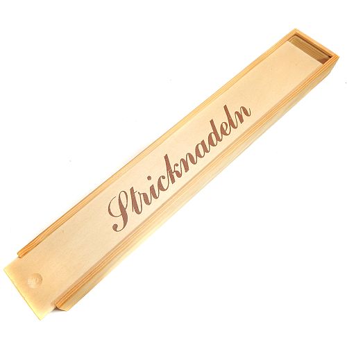 Holzbox für Stricknadeln SH - Klöppelwerkstatt, Aufbewahrungsbox für Stricknadeln, der Deckel wird zum Öffnen nach vorne gezogen, Größe: L 41cm, B 6,5cm H 3cm, stricken, Aufbewahrung